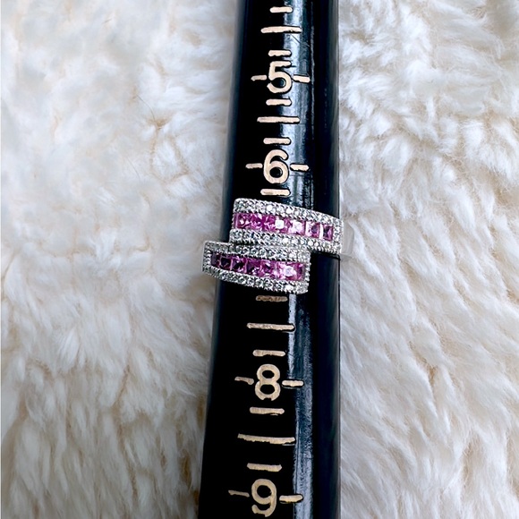 Stunning 18K Diamond & Pink Sapphire crossover bypass style right hand ring. - Picture 3 of 4